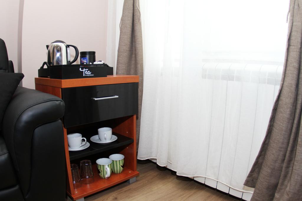 Gala Luxury Suites Beograd Phòng bức ảnh