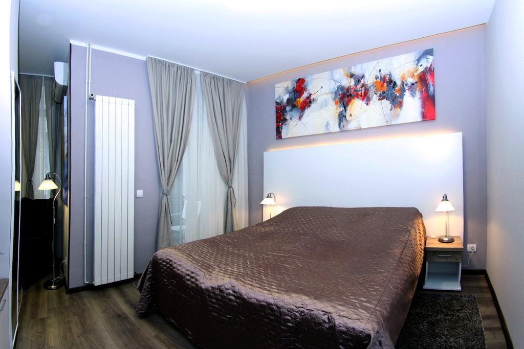Gala Luxury Suites Beograd Phòng bức ảnh