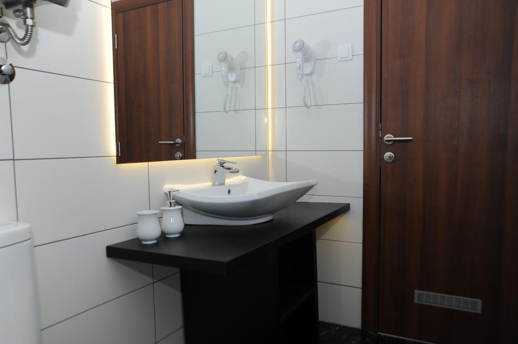 Gala Luxury Suites Beograd Phòng bức ảnh